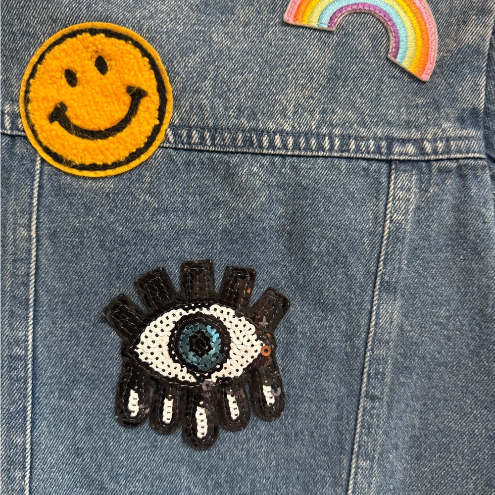 Miki Miette Kids Denim Jacket with Patches - Size 3T - Picture 4 of 7